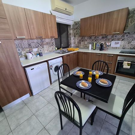 Spacious Seafront Apt Next To Sliema-Valeta Ferry Экстерьер фото