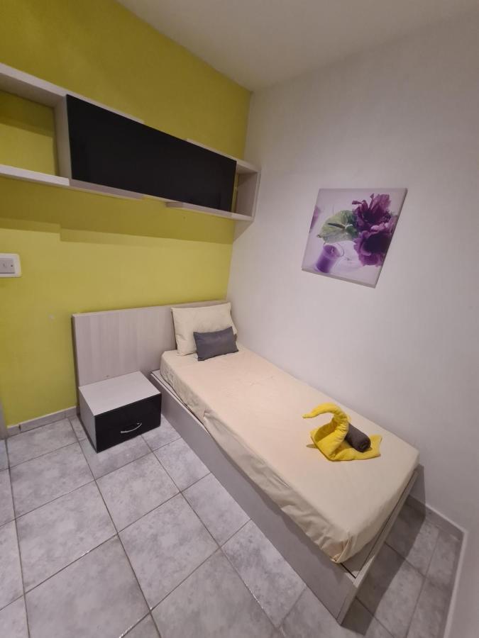 Spacious Seafront Apt Next To Sliema-Valeta Ferry Экстерьер фото