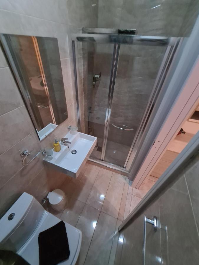 Spacious Seafront Apt Next To Sliema-Valeta Ferry Экстерьер фото