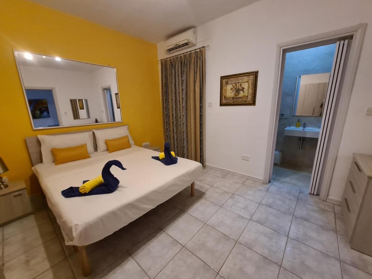 Spacious Seafront Apt Next To Sliema-Valeta Ferry Экстерьер фото
